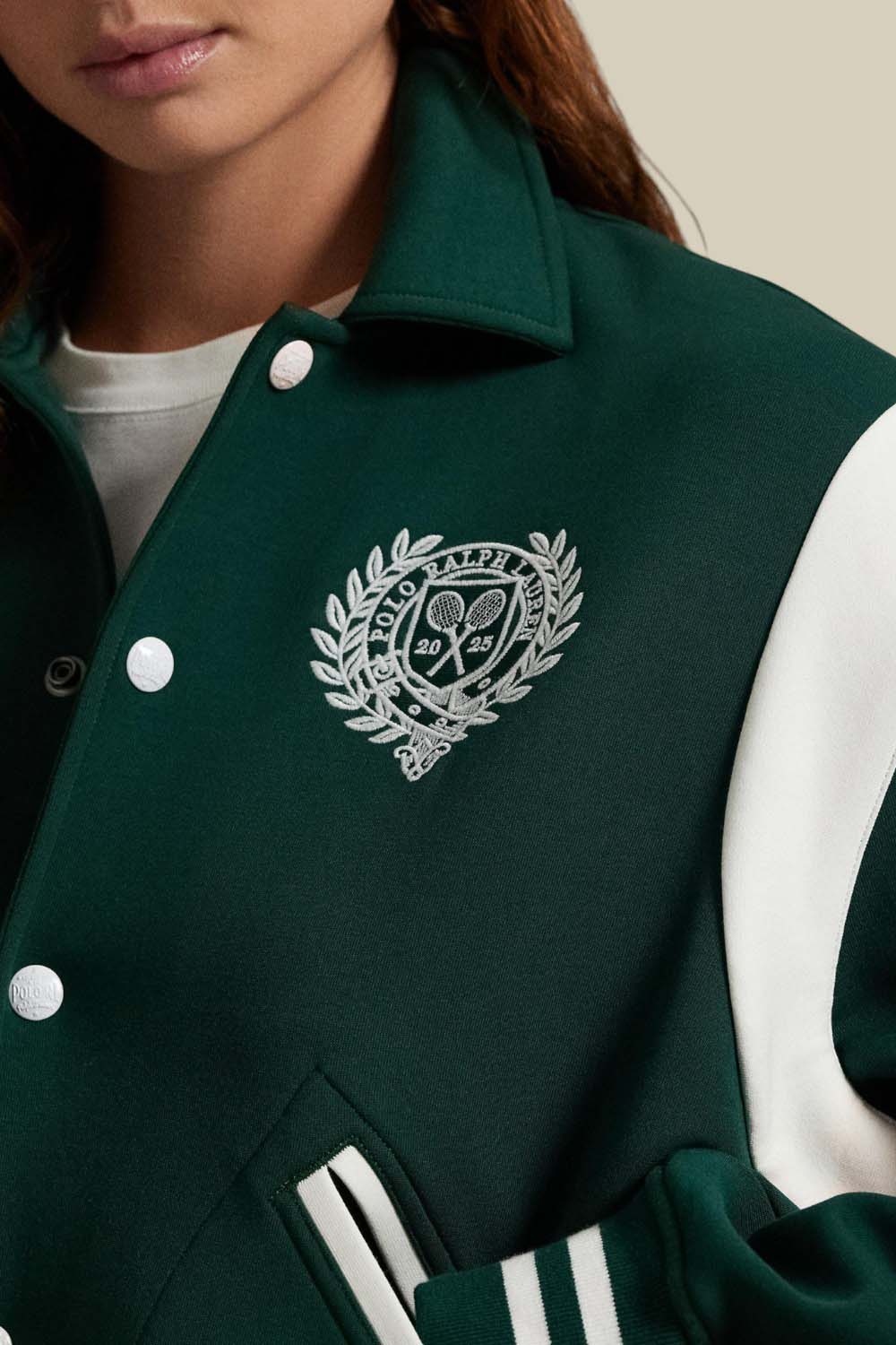 תמונת תקריב דוגמן של ז'קט בומבר