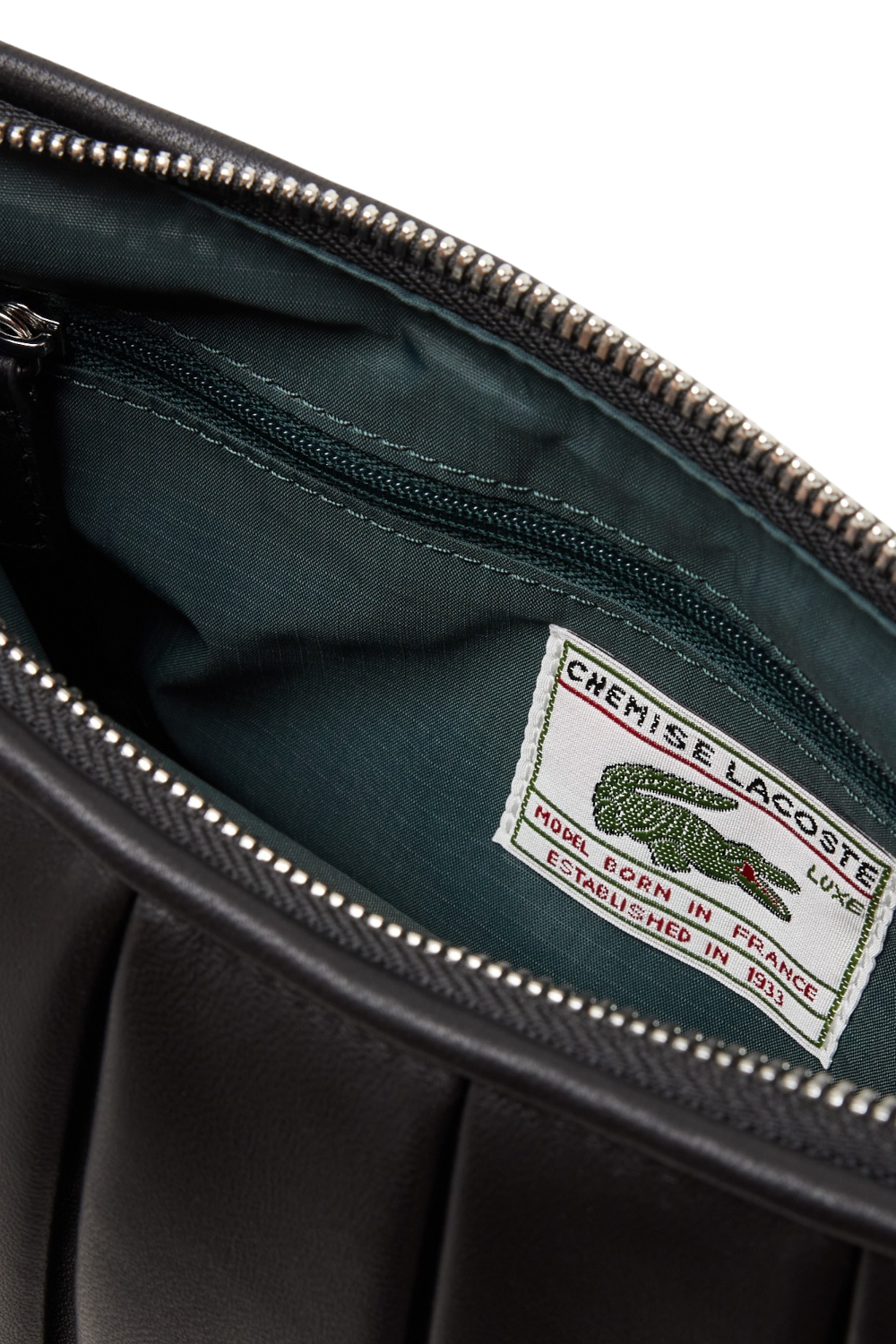 תמונת תקריב של תיק כתף לנגלן סמול