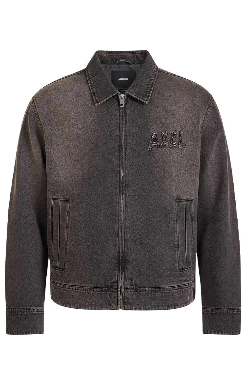 תמונה קידמית של ז'קט ג'ינס טרוויס