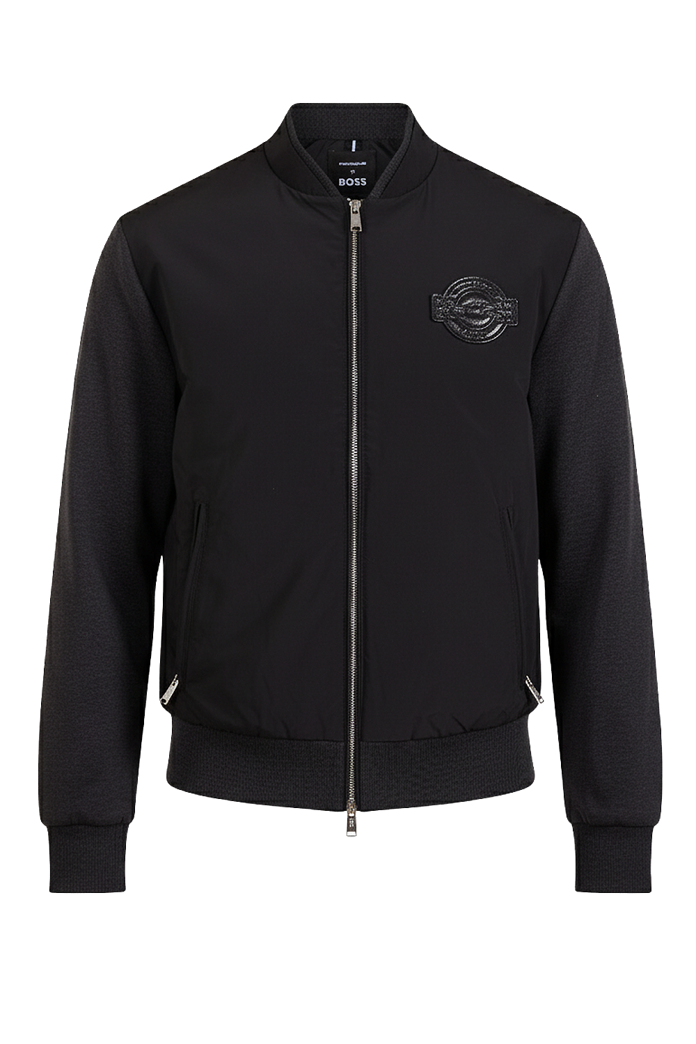 תמונה קידמית של בוס ז'קט בומבר פיט X פורשה