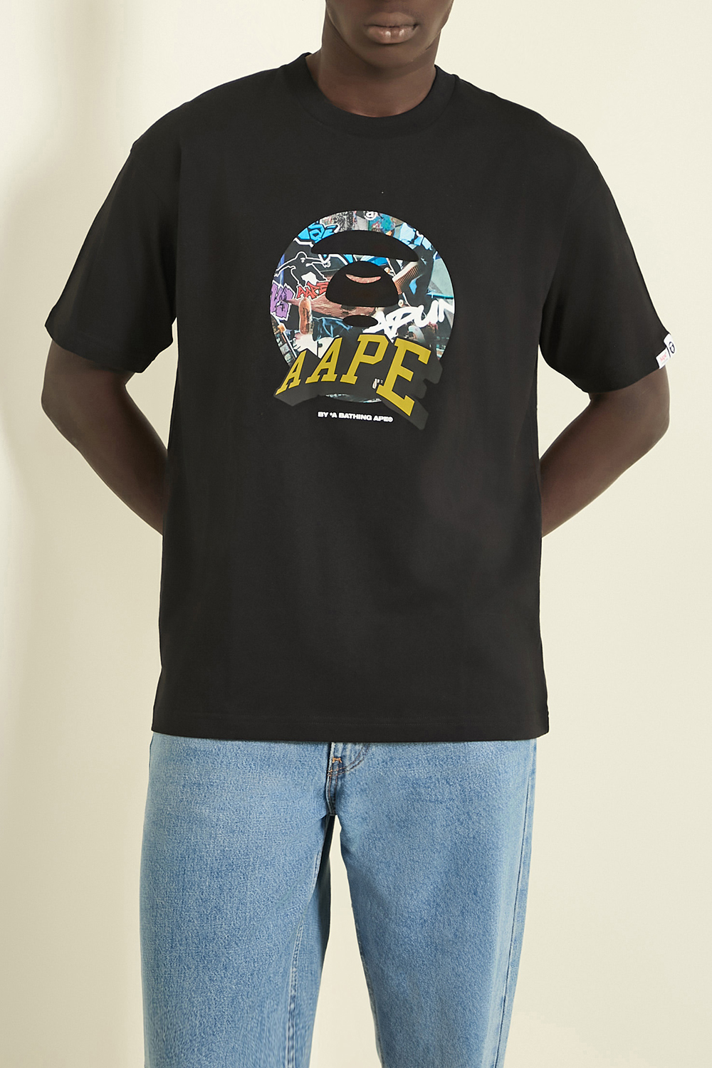 תמונת דוגמן קידמית של חולצת טי