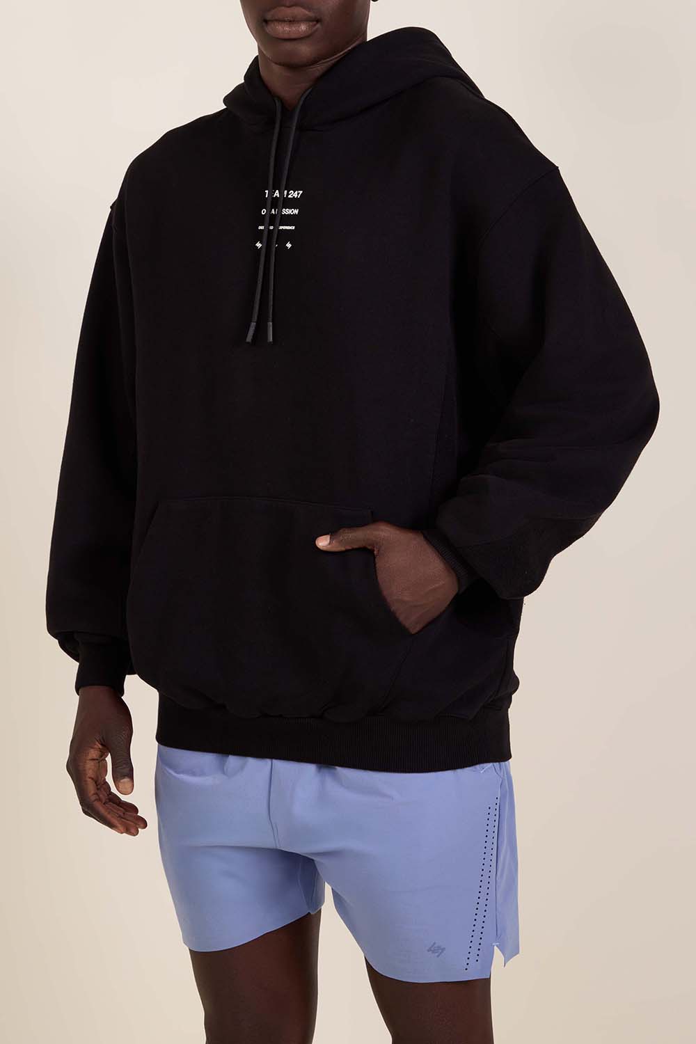 תמונת דוגמן קידמית של קפוצ'ון אוברסייז