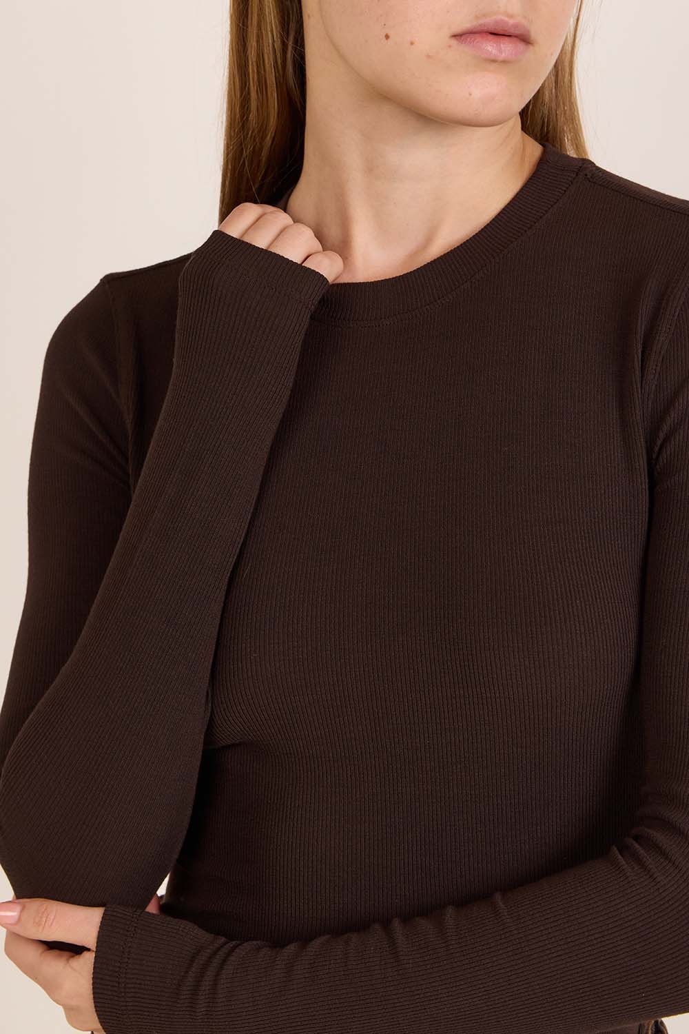 תמונת תקריב דוגמן של חולצת ריב