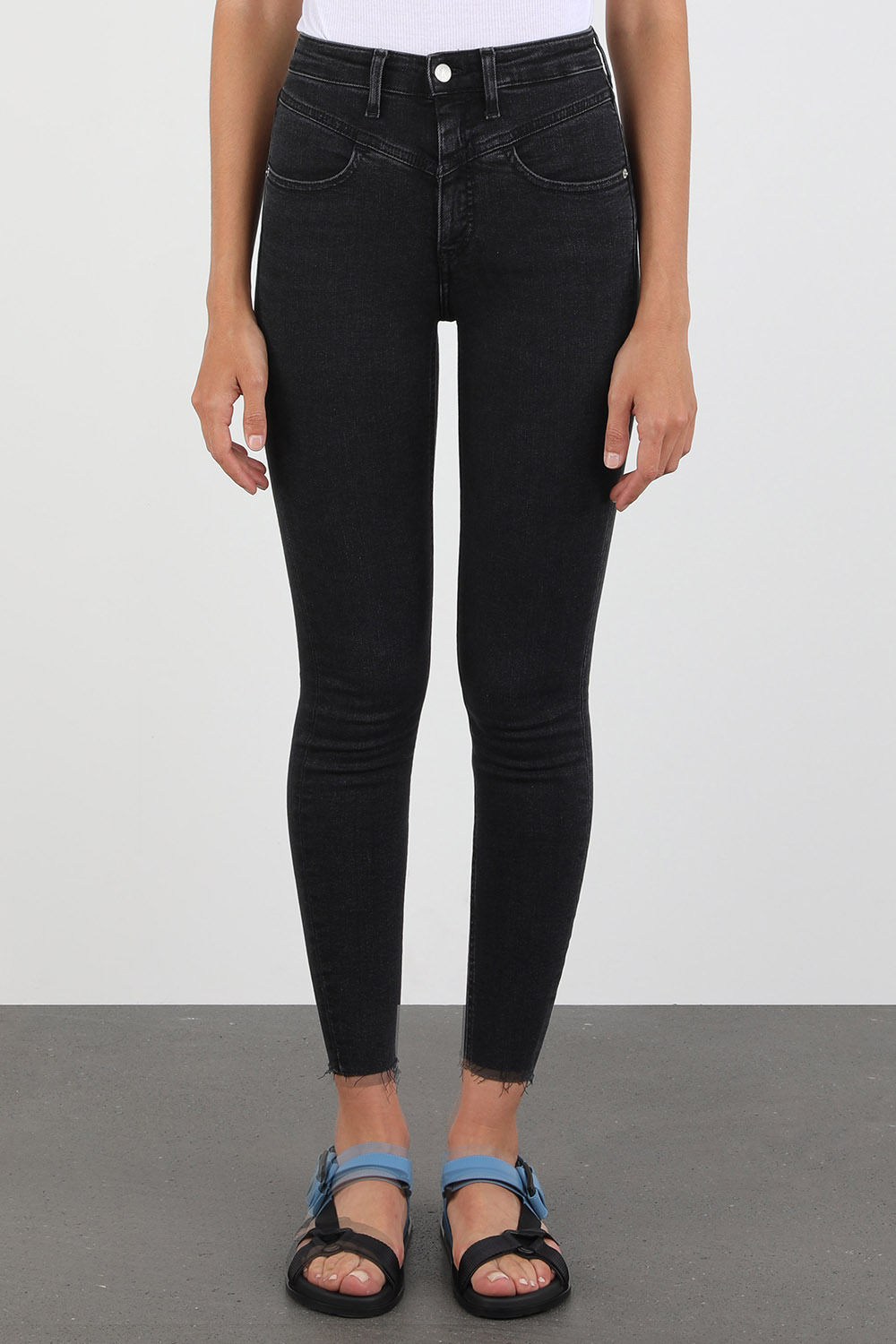 high waisted black ankle jeans