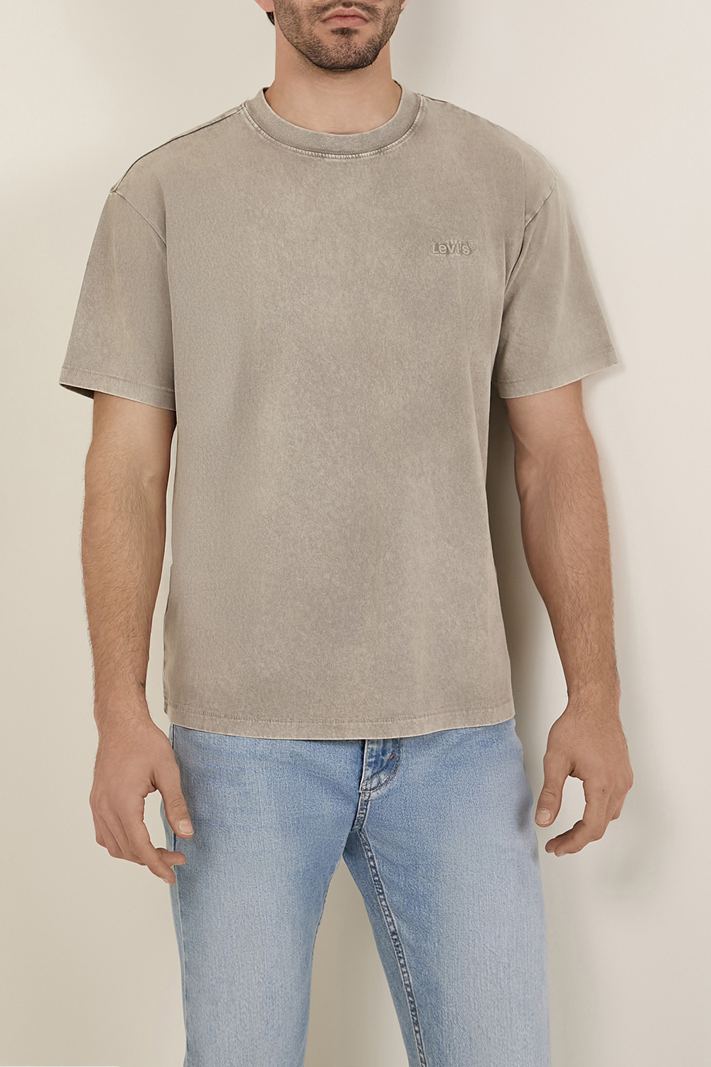 תמונת דוגמן קידמית של חולצת טי