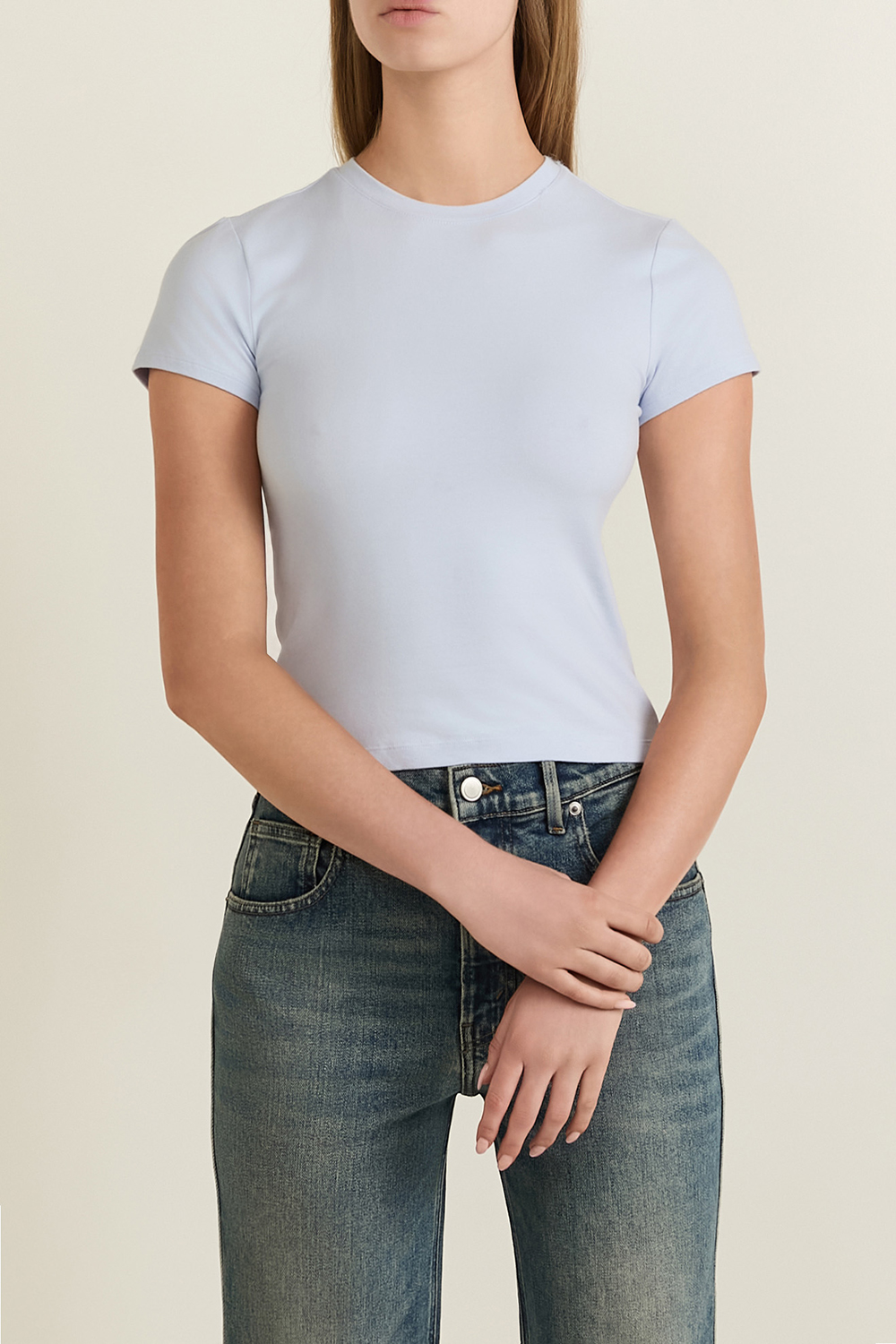 תמונת דוגמן קידמית של חולצת טי