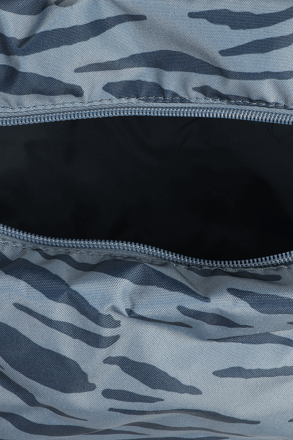 תמונת פנים של תיק אימון כחול