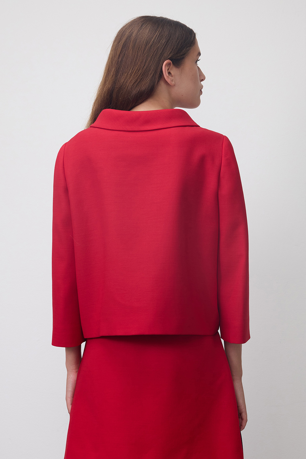 תמונת דוגמן אחורית של ז'קט