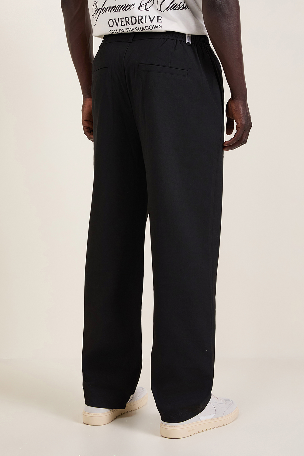 מכנסיים ארוכים