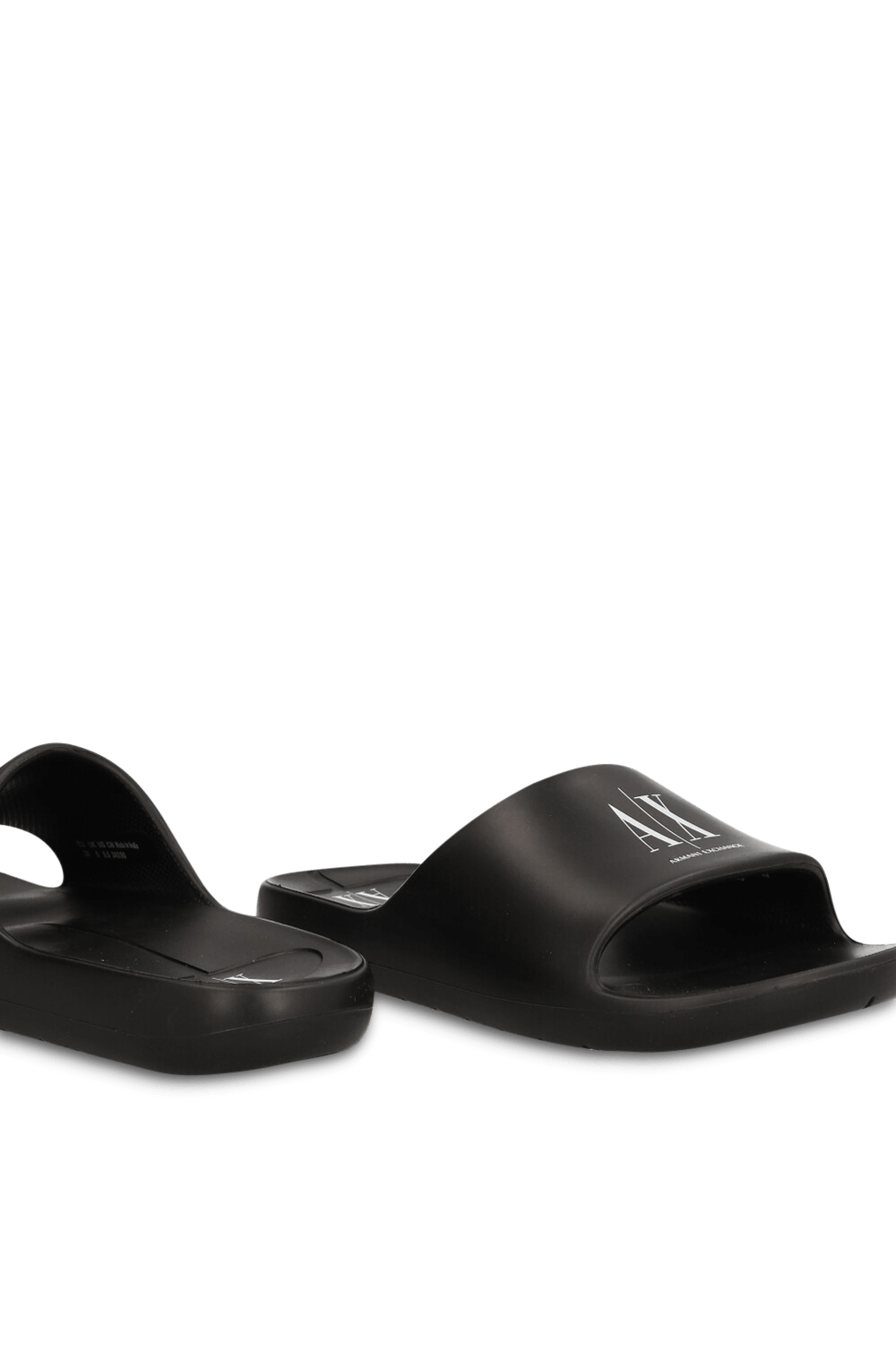 תמונת תקריב של כפכפי סליידס