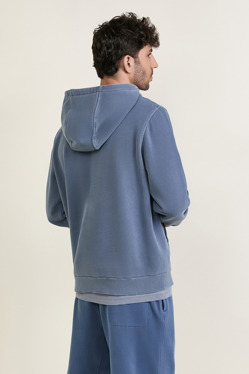 תמונת דוגמן אחורית של Steady State Pullover Hoodie Wash