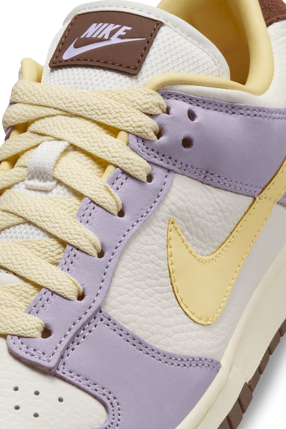 נעלי סניקרס דאנק