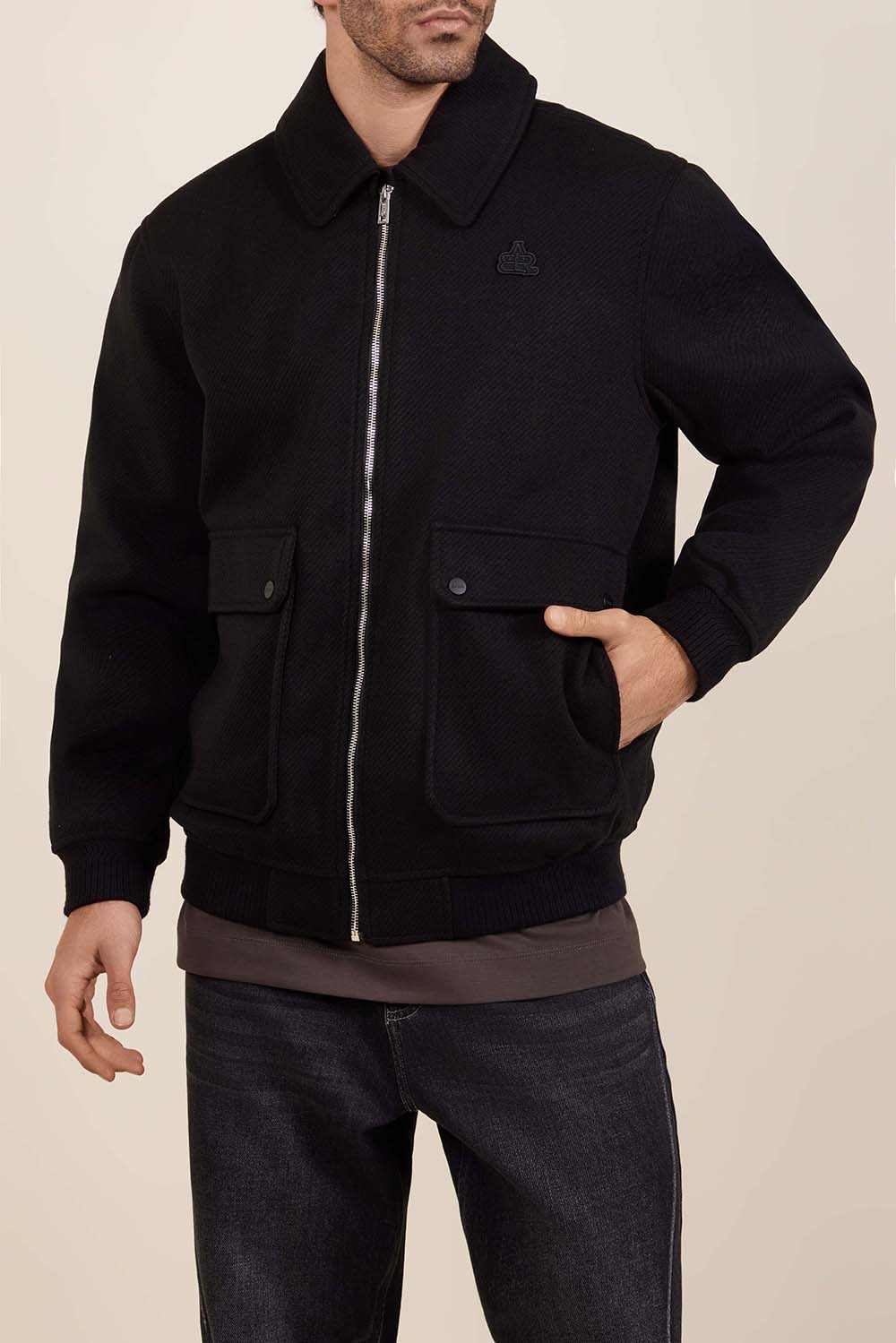 תמונת דוגמן קידמית של ז'קט מרופד