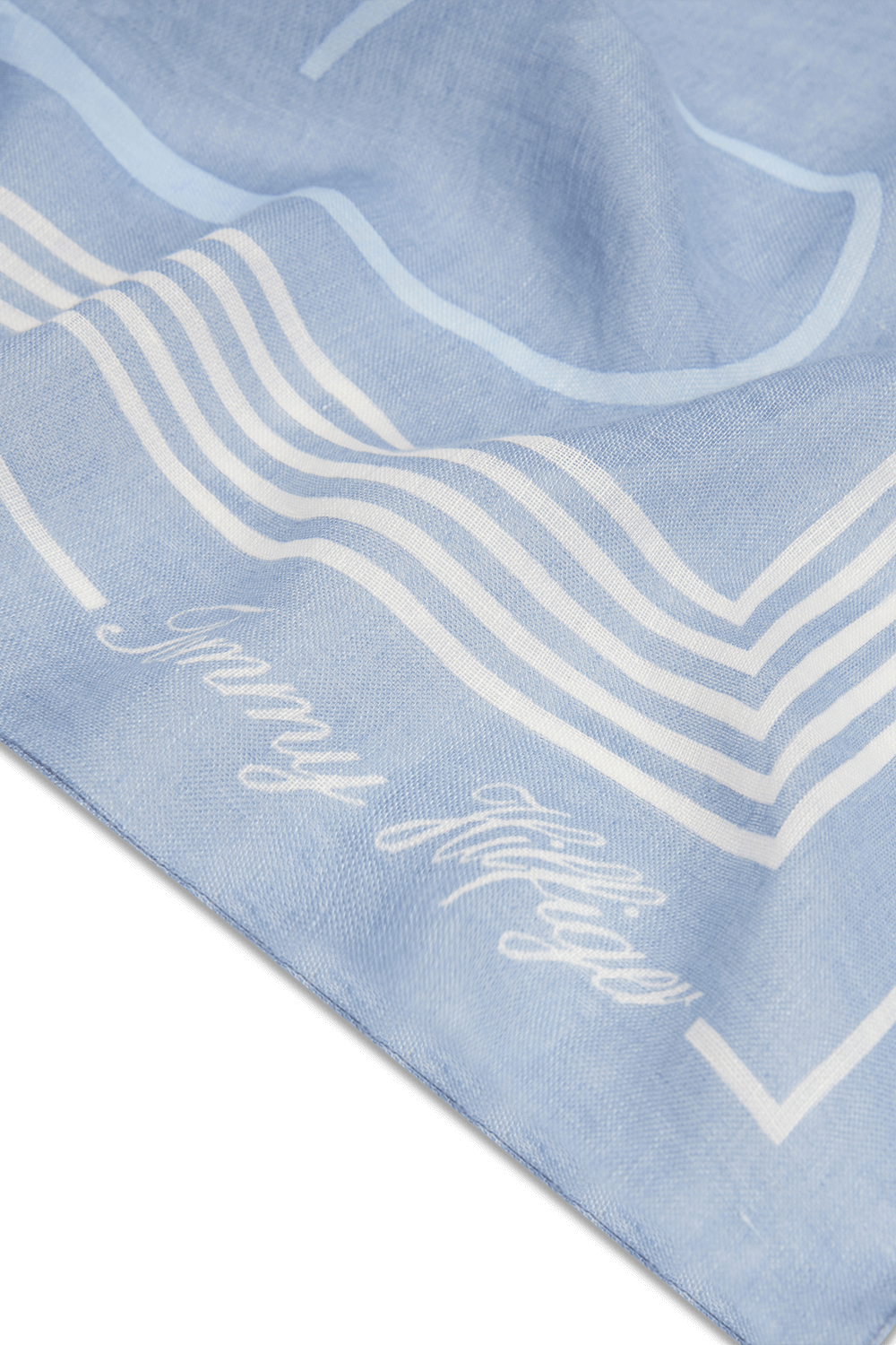 תמונה אחורית של צעיף פשתן