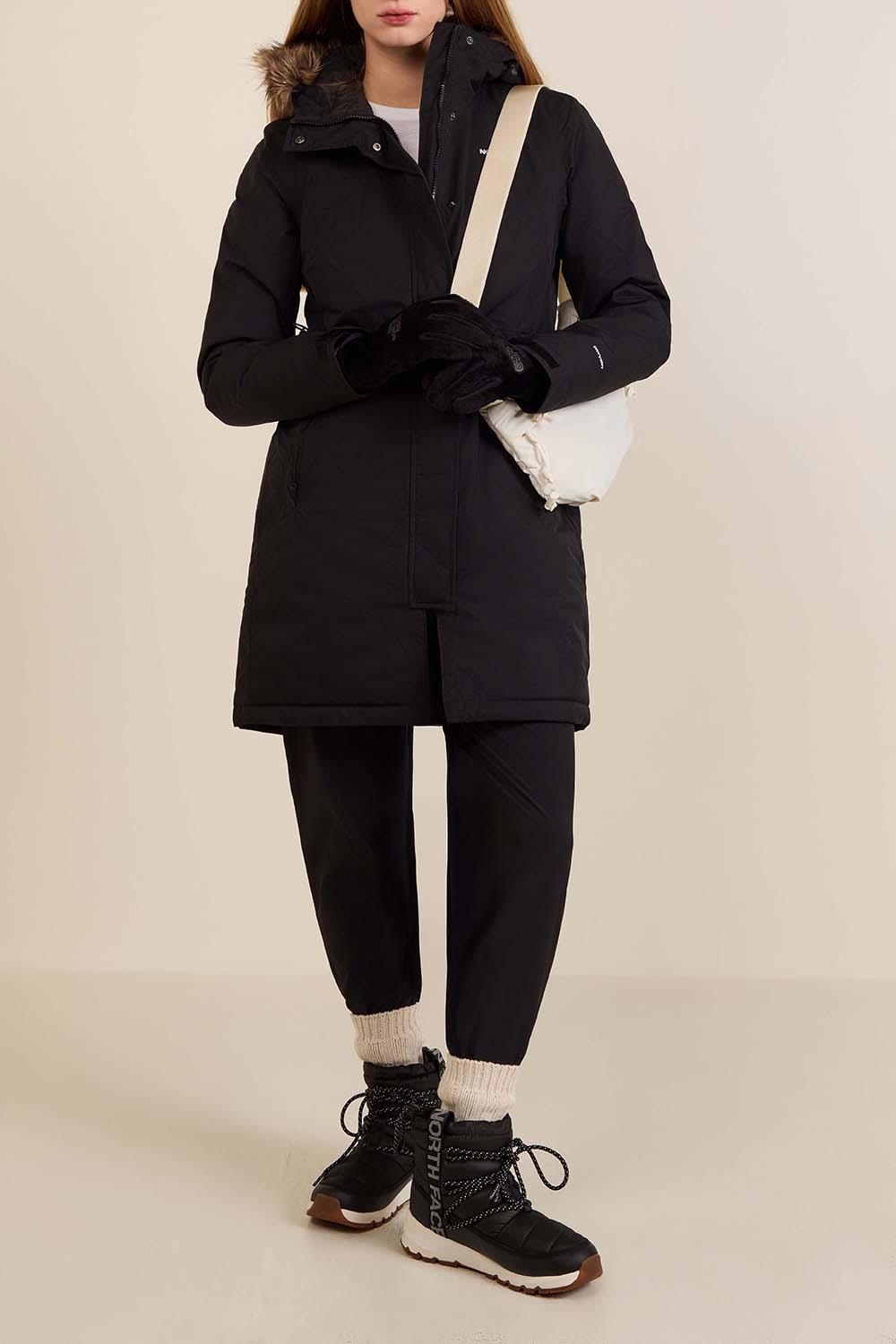 תמונת דוגמן קידמית של כפפות