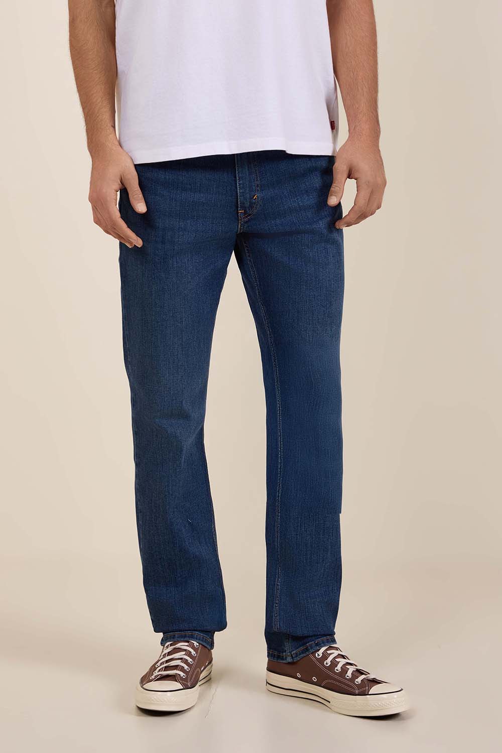 תמונת דוגמן קידמית של מכנסי ג'ינס סלים 511