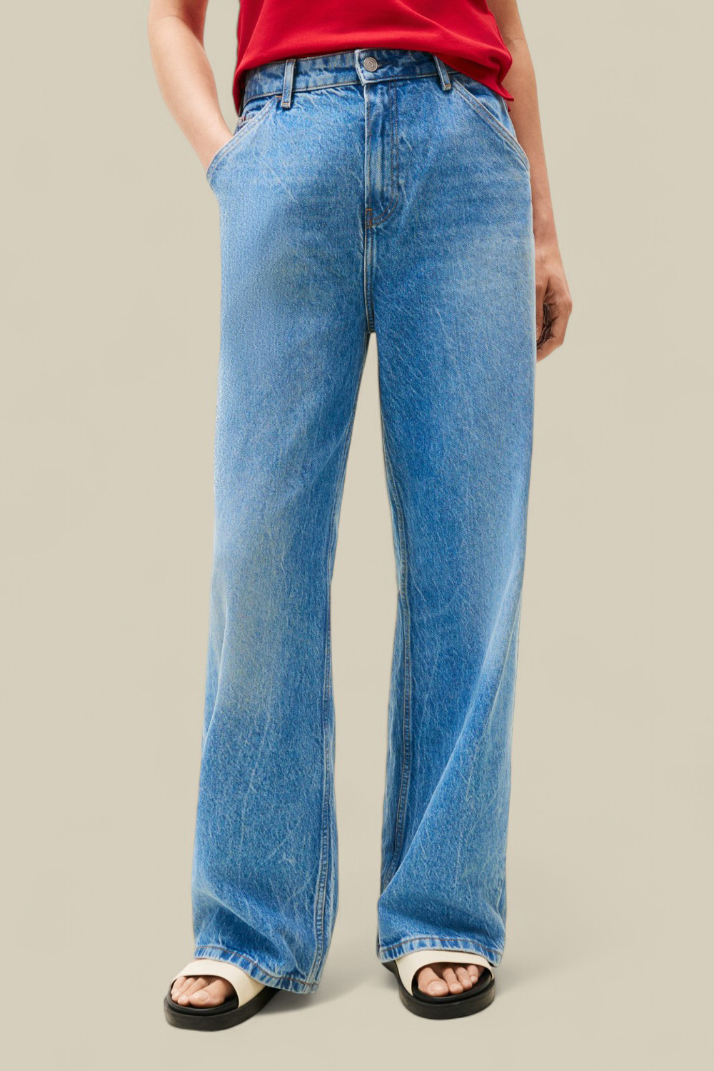 תמונת דוגמן קידמית של מכנסי ג'ינס