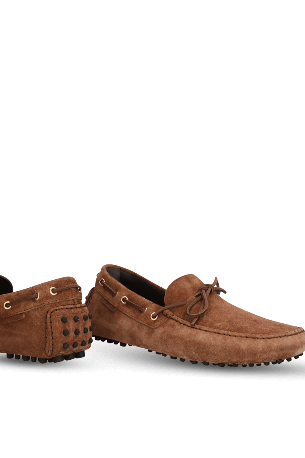 תמונת תקריב של נעלי מוקסינים