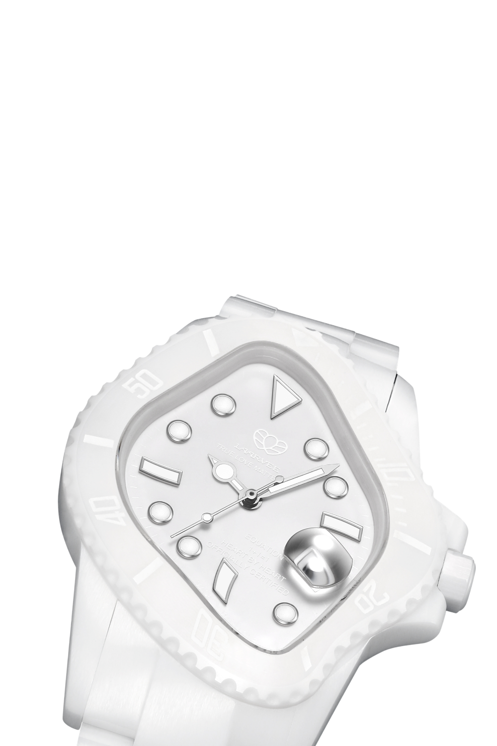 תמונת תקריב של שעון יד PEA001C