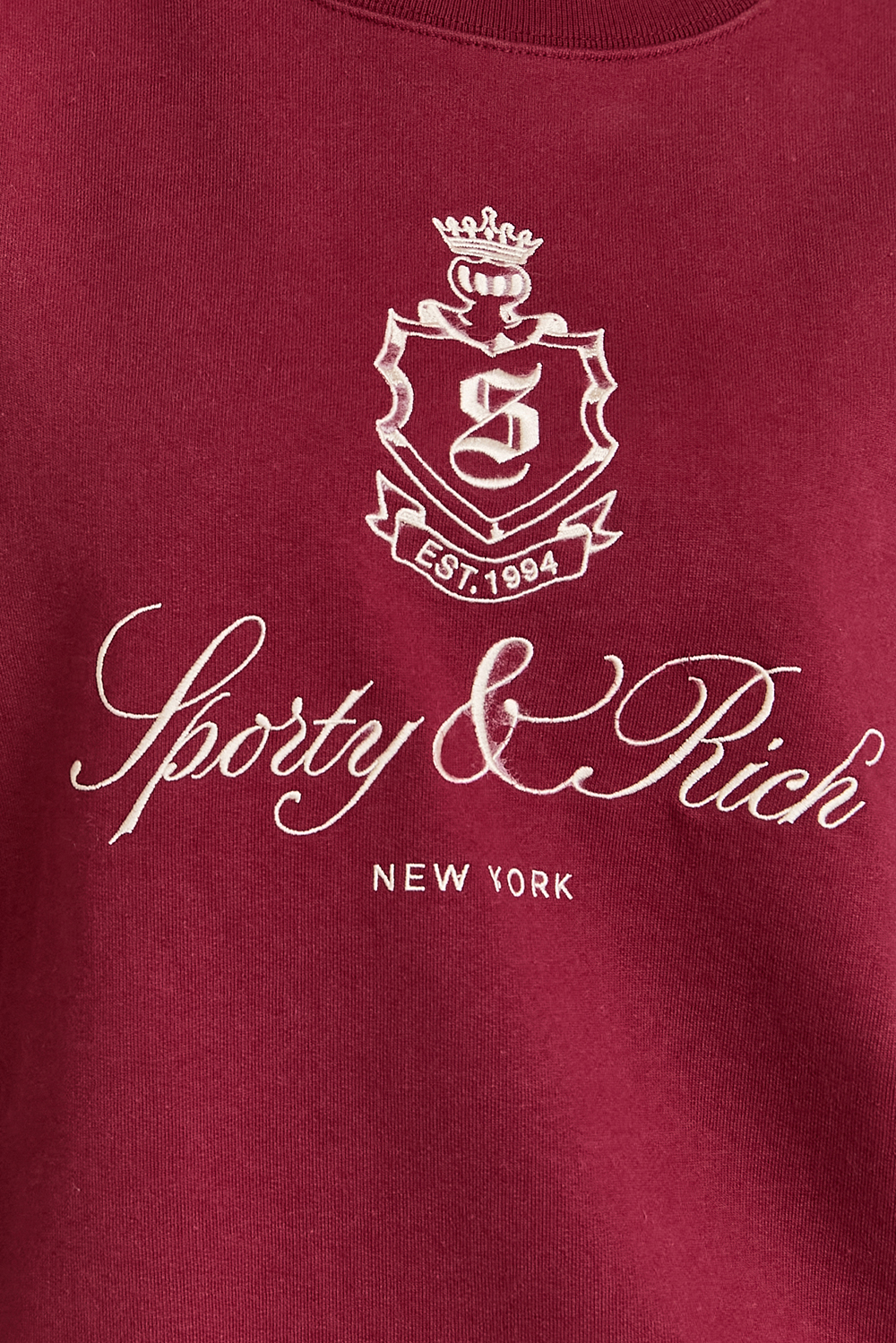 תמונת תקריב דוגמן של סווטשירט