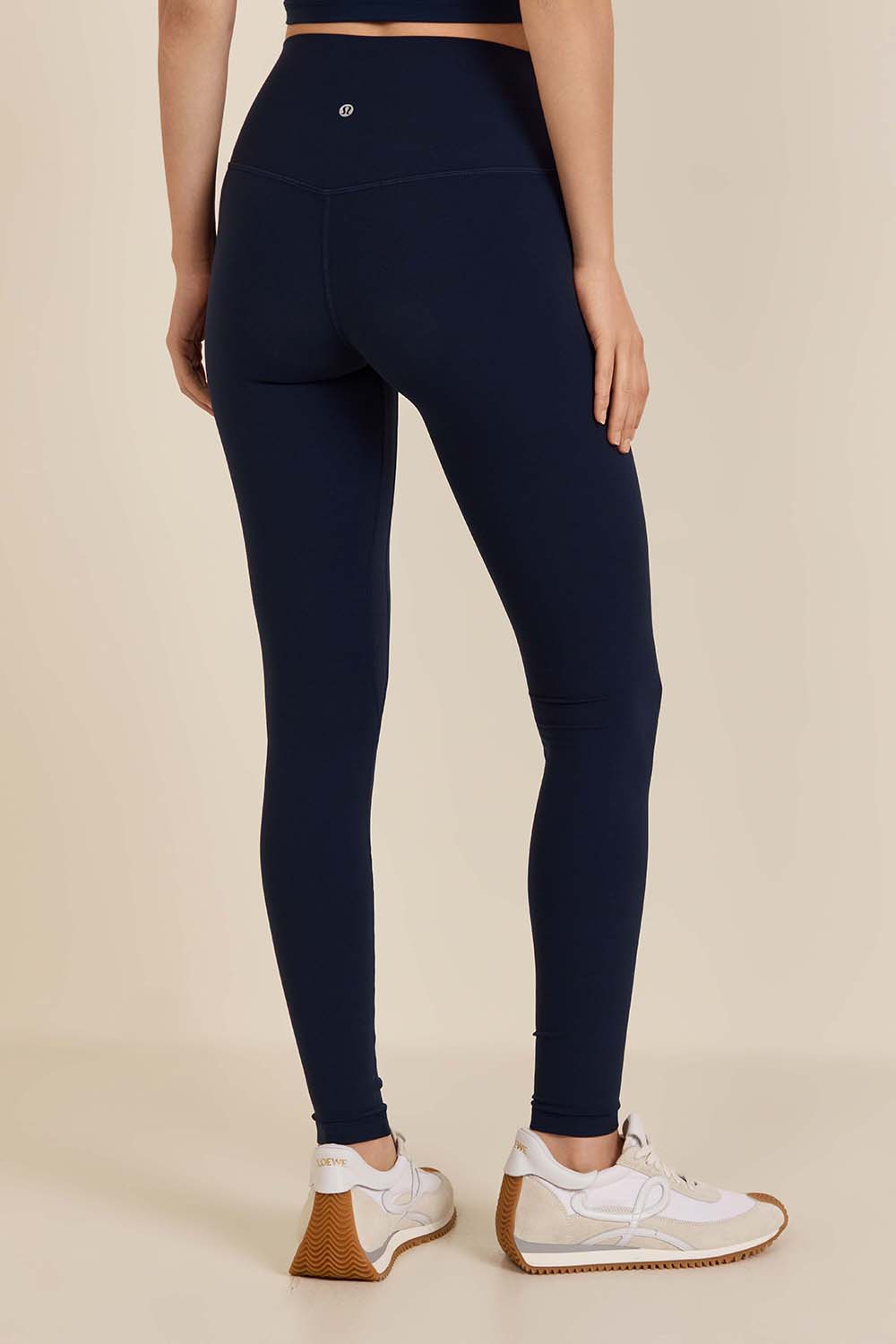 תמונת דוגמן אחורית של lululemon Align™ High-Rise Pant 31