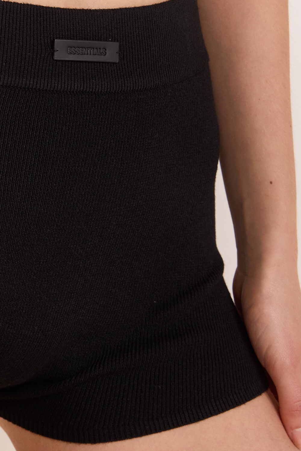 תמונת תקריב דוגמן של מכנסי בוקסר צמודים