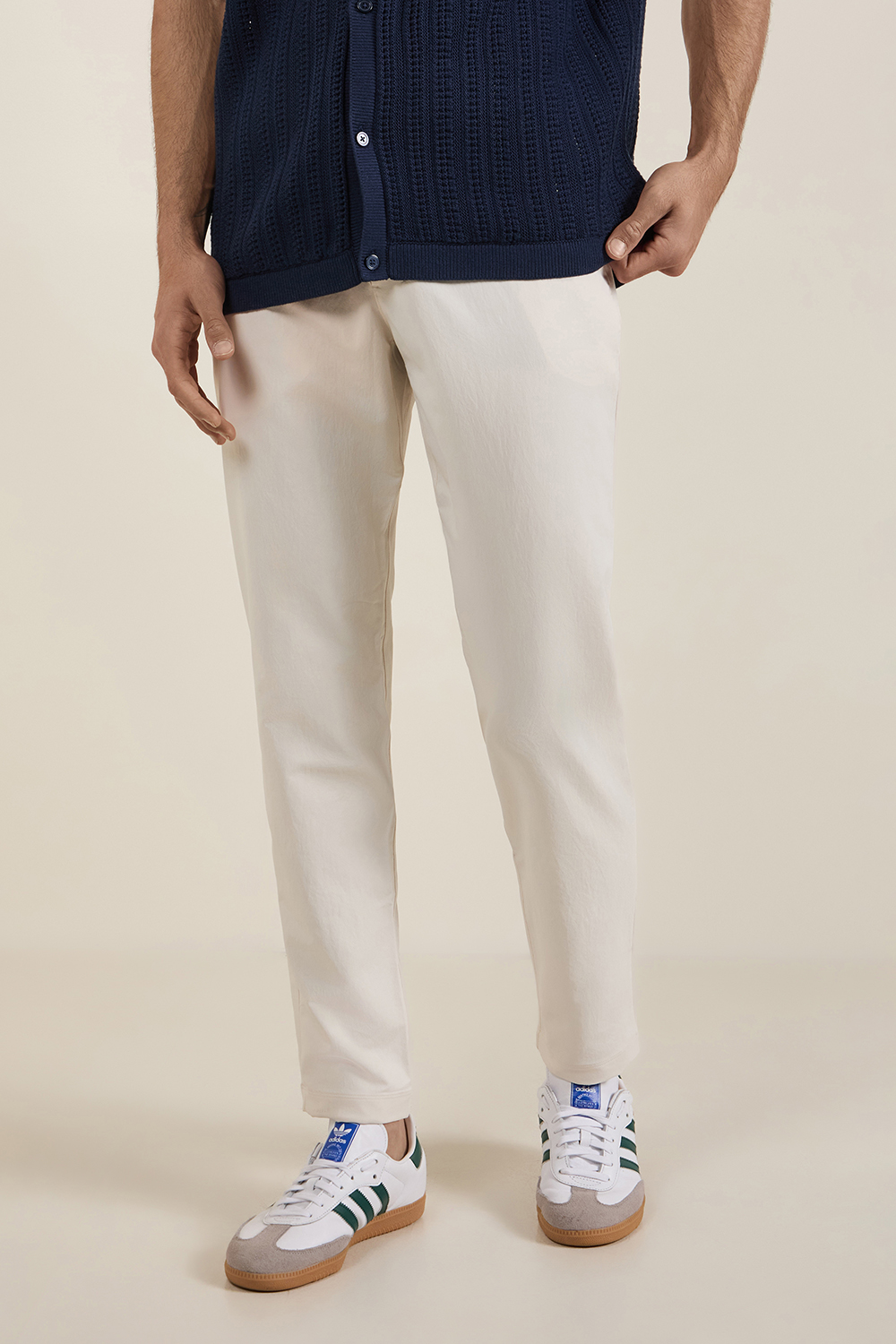 תמונת דוגמן קידמית של New Venture Trouser Pique Regular