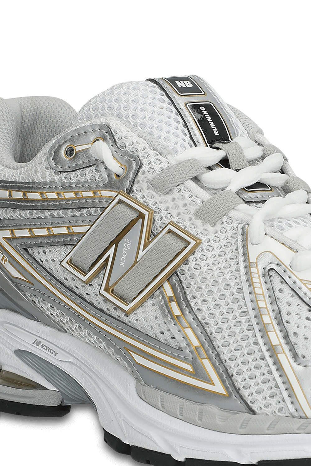 תמונת פנים של נעלי סניקרס 1906R