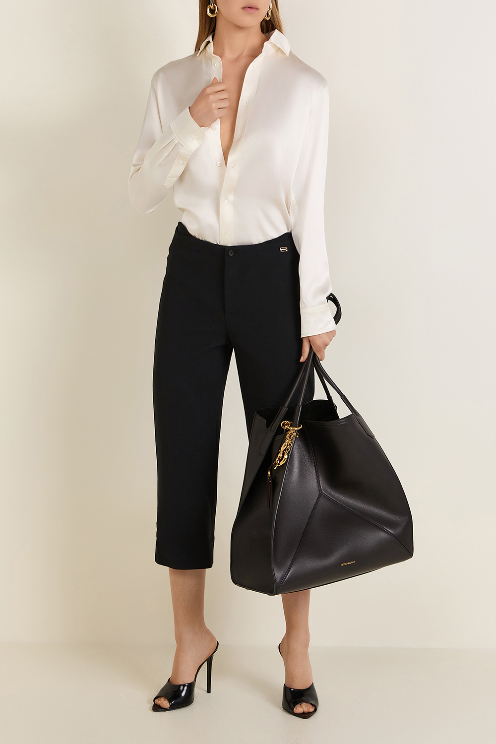 תמונת דוגמן קידמית של מחזיק מפתחות