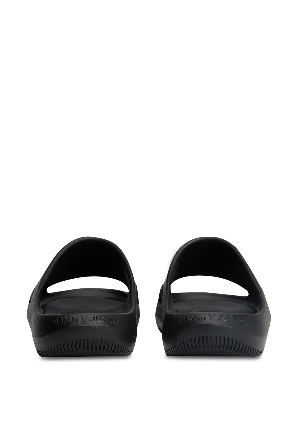 תמונת תקריב של כפכפי סליידס