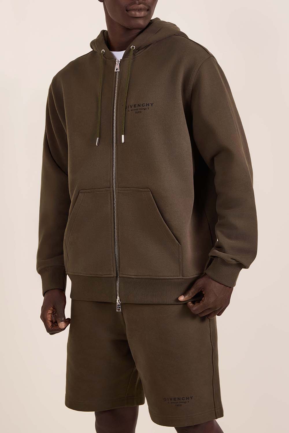 תמונת דוגמן קידמית של ז'קט קפוצ'ון