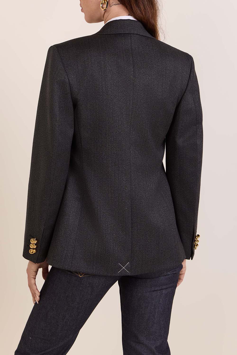 תמונת דוגמן אחורית של ז'קט מחוייט