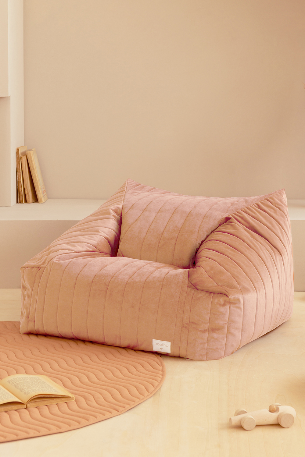 תמונת אווירה של כורסת פוף צ'לסי לילדים