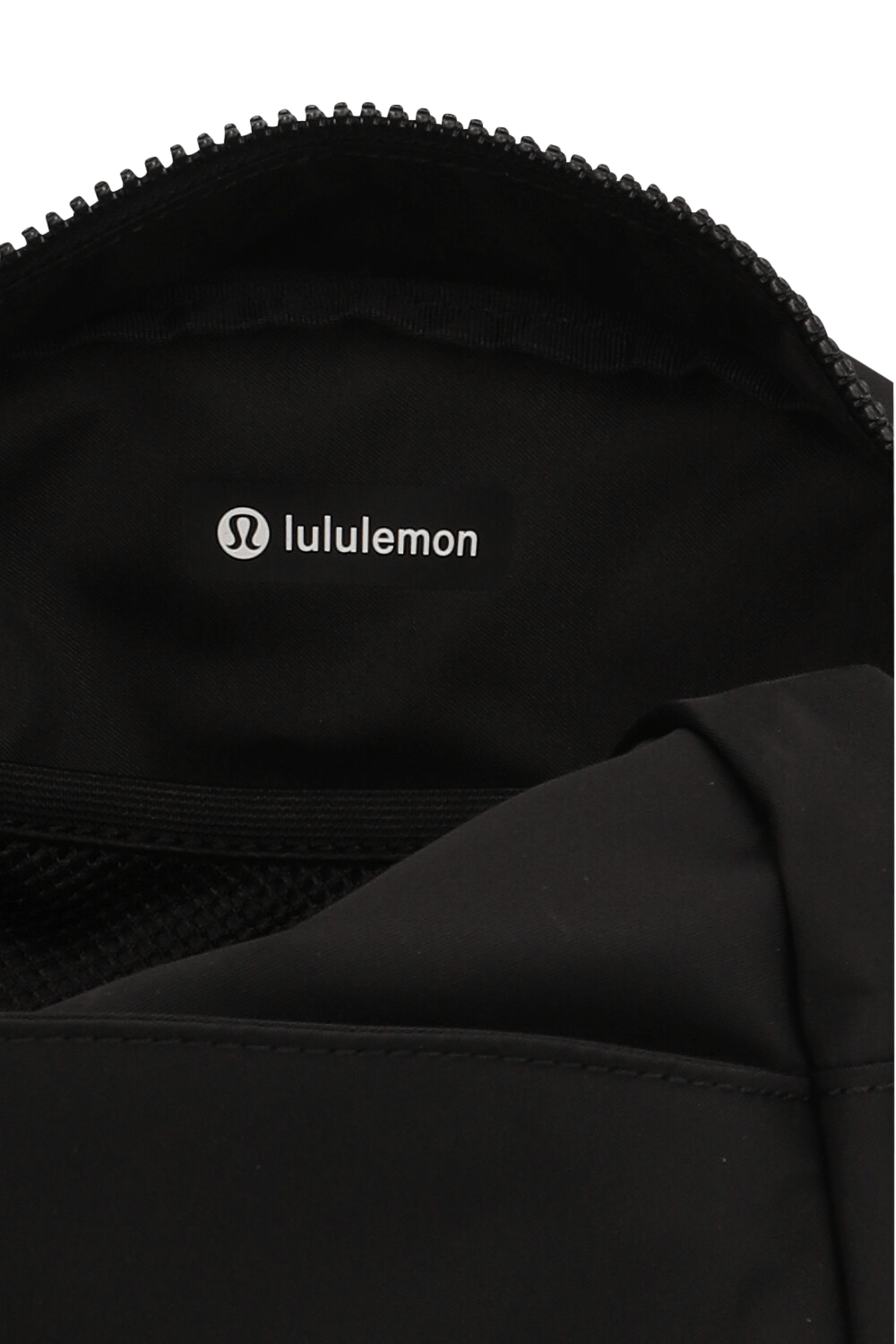 תמונת פנים של City Essentials Pouch