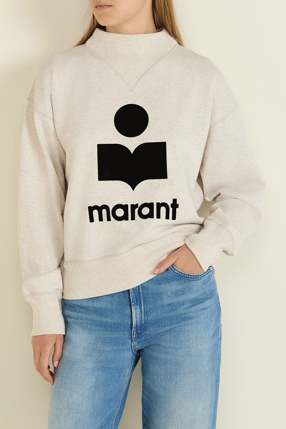 תמונת דוגמן קידמית של סווטשירט מובי