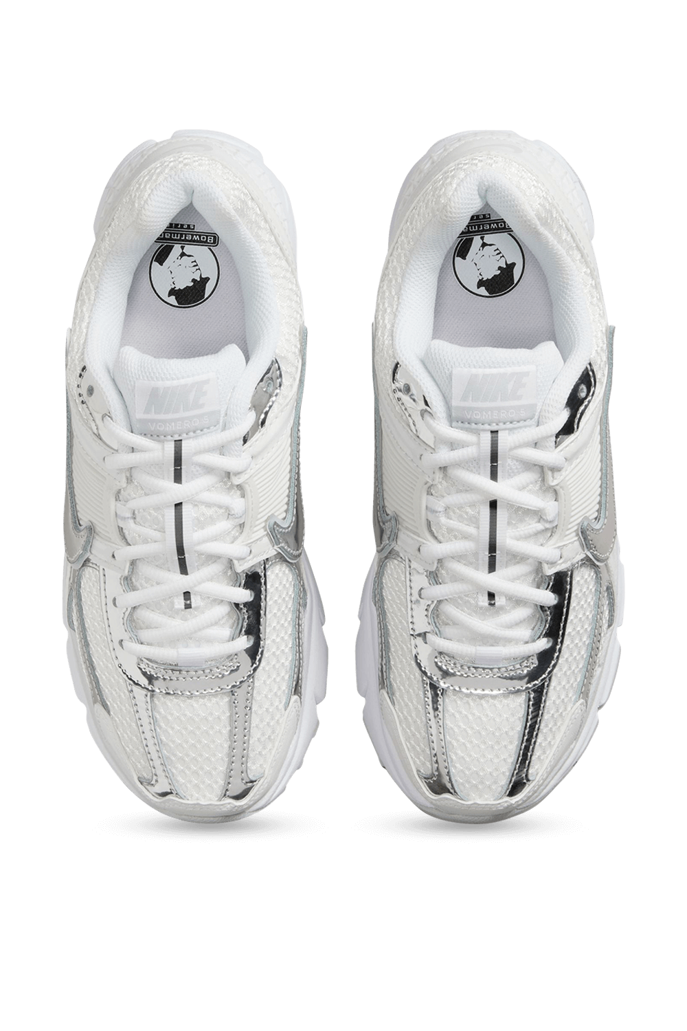 תמונת פנים של נעלי סניקרס זום וומרו 5