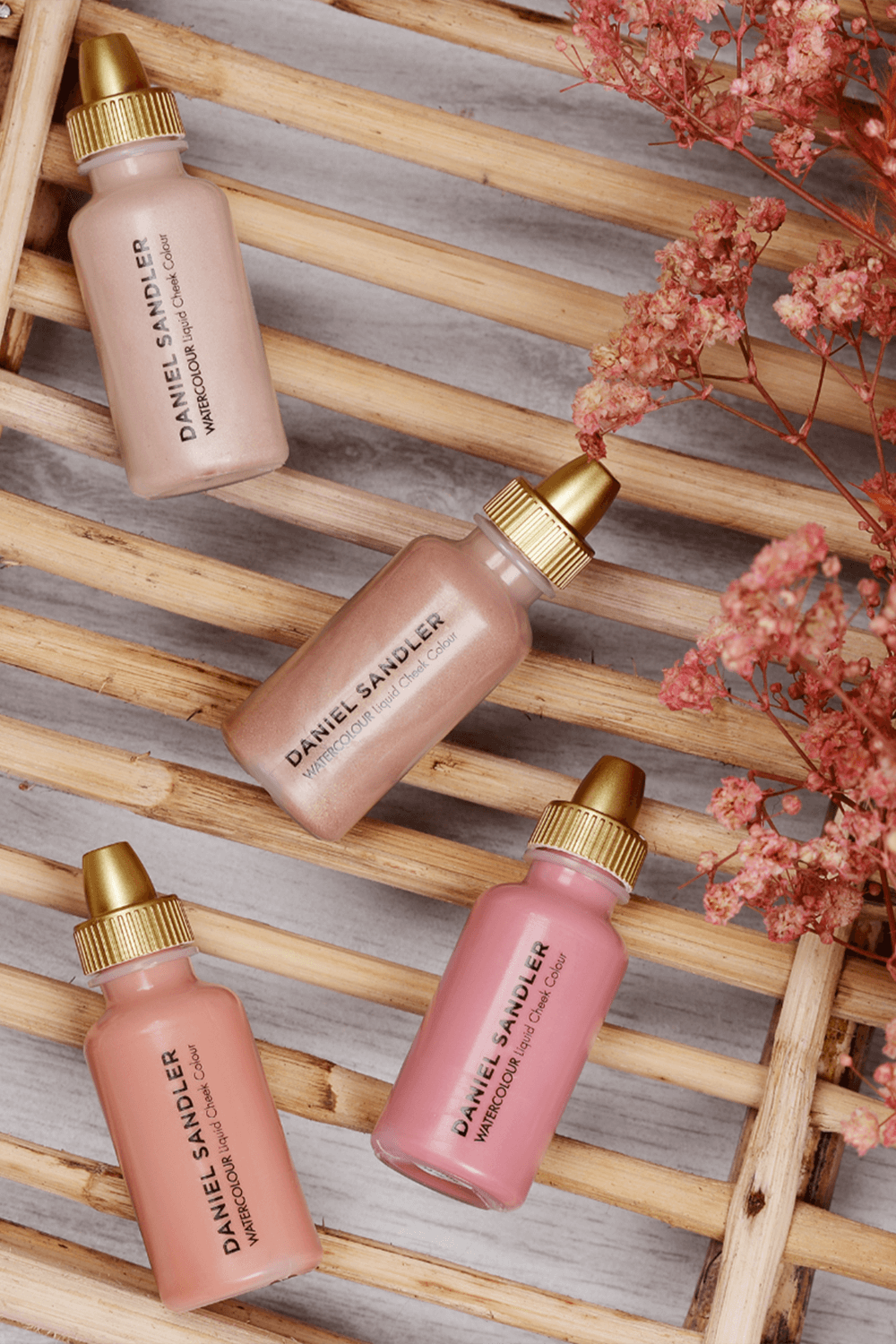 תמונת פנים של Watercolour Liquid Blush-Passion