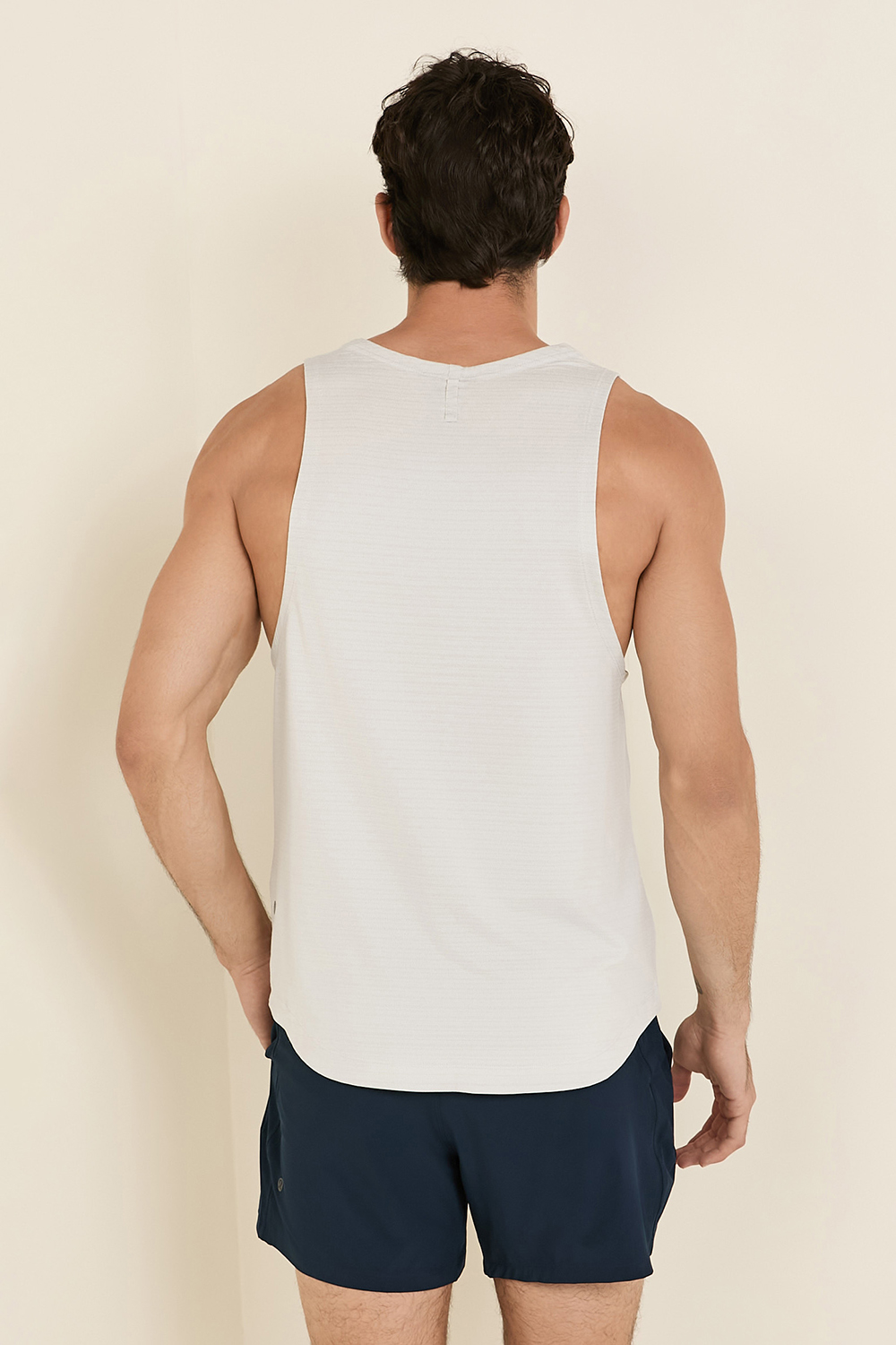 תמונת דוגמן אחורית של License to Train Tank Top