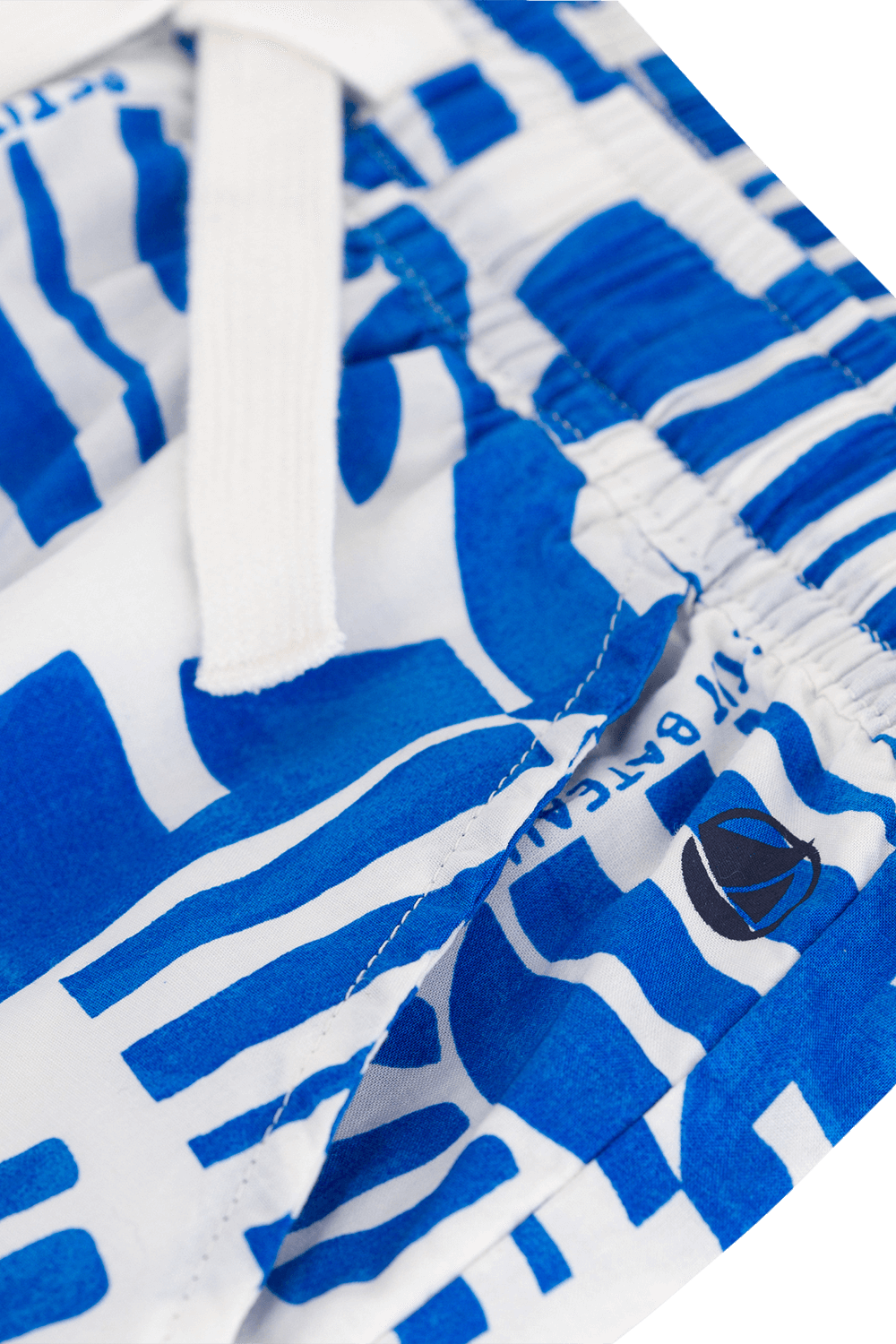 תמונת תקריב של מכנסי ברמודה - גילאי 6-12 שנים