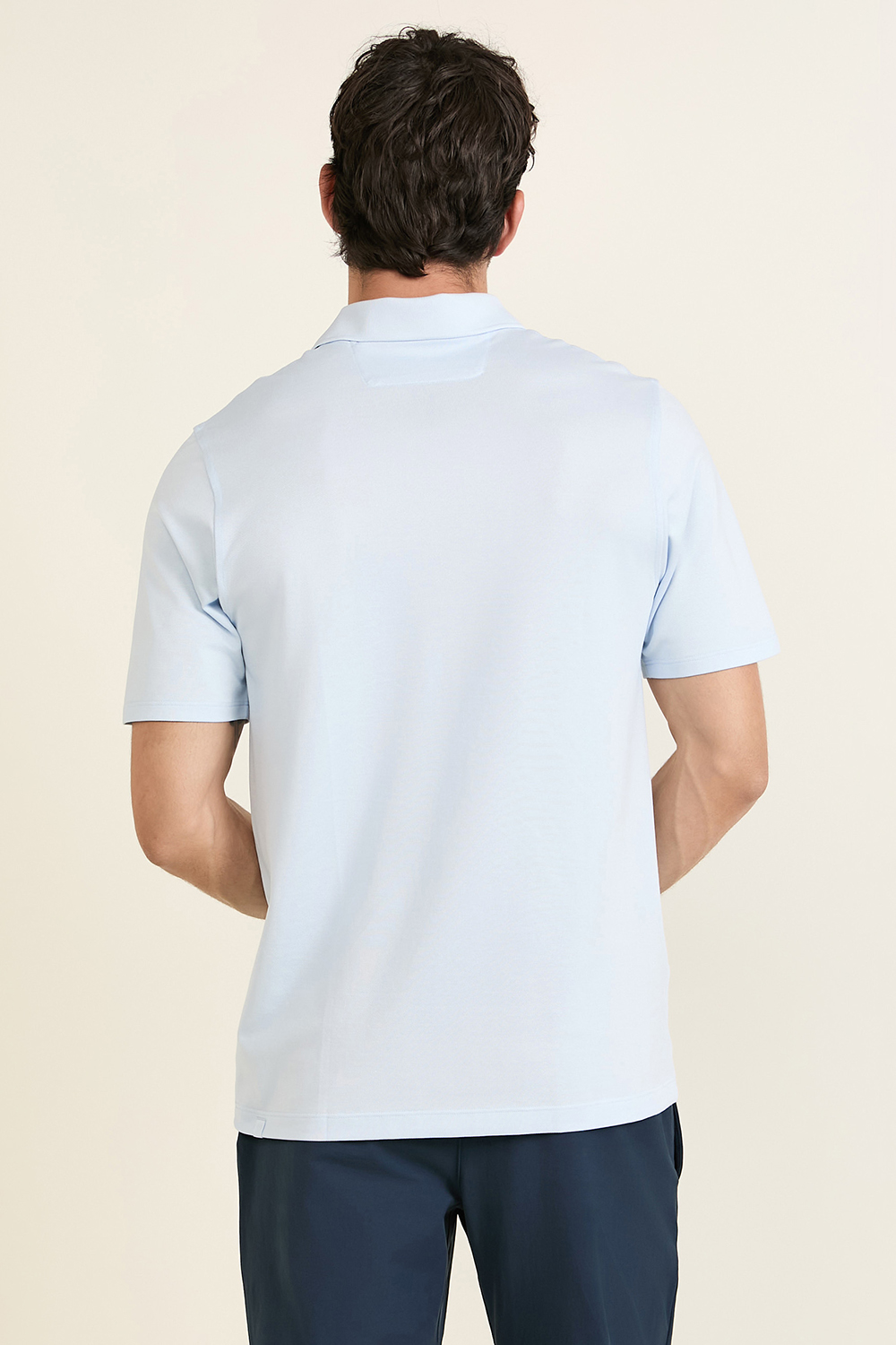 תמונת דוגמן אחורית של Classic-Fit Pique Short-Sleeve Polo Shirt