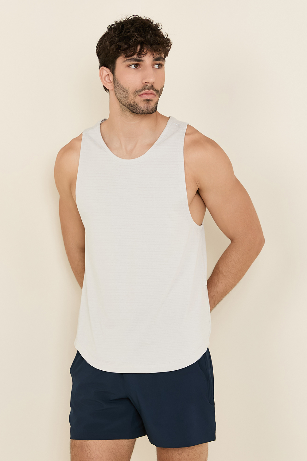 תמונת דוגמן קידמית של License to Train Tank Top