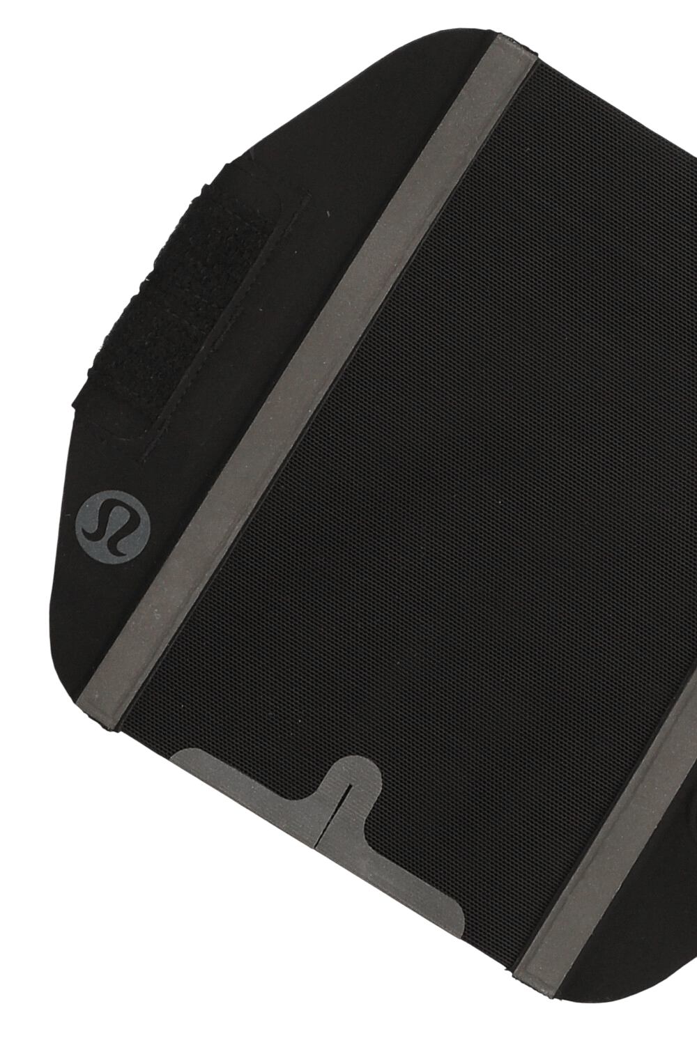 תמונת תקריב של Fast and Free Running Armband