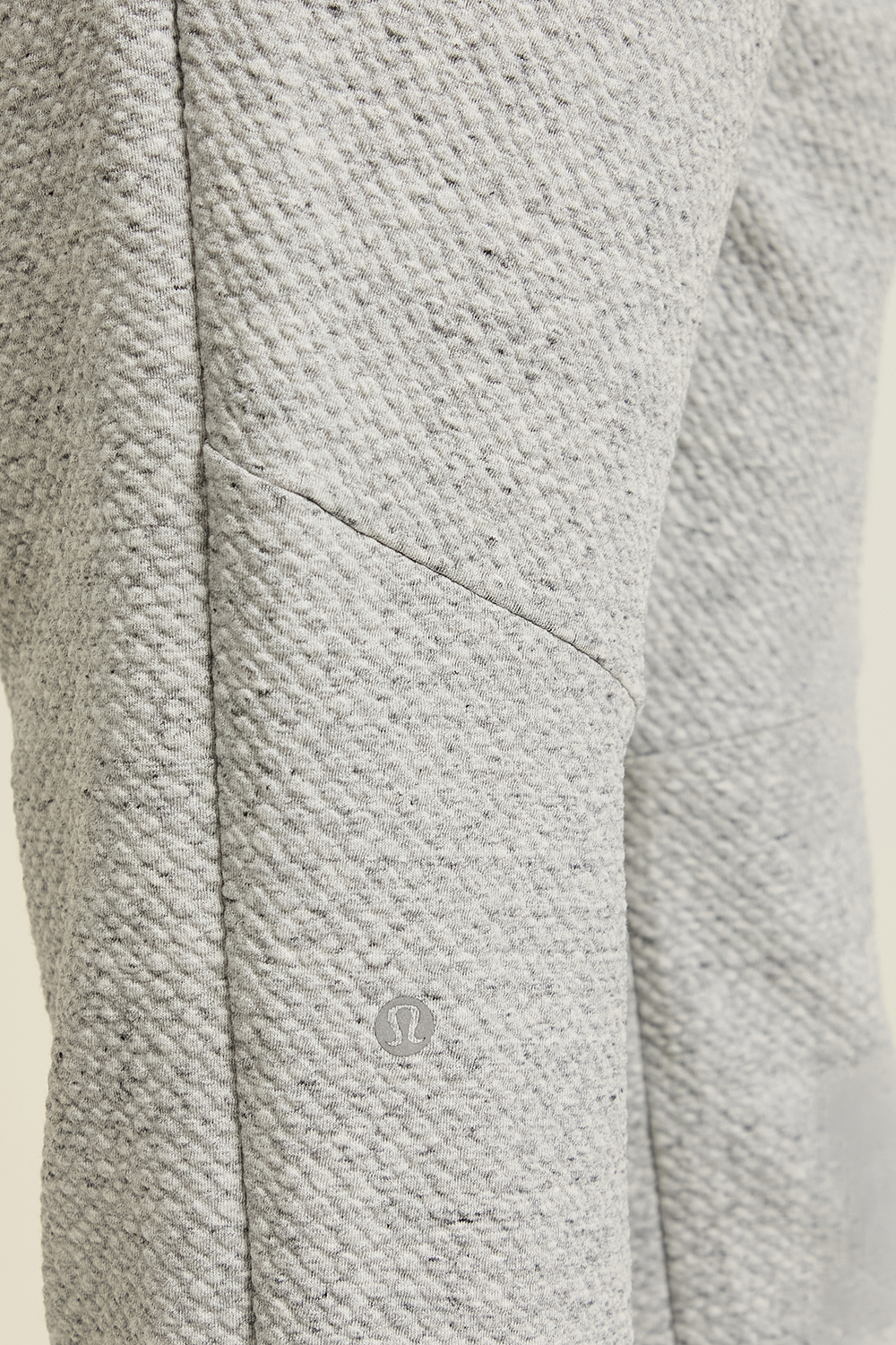 תמונת תקריב דוגמן של Textured Double Knit Cotton Jogger REG