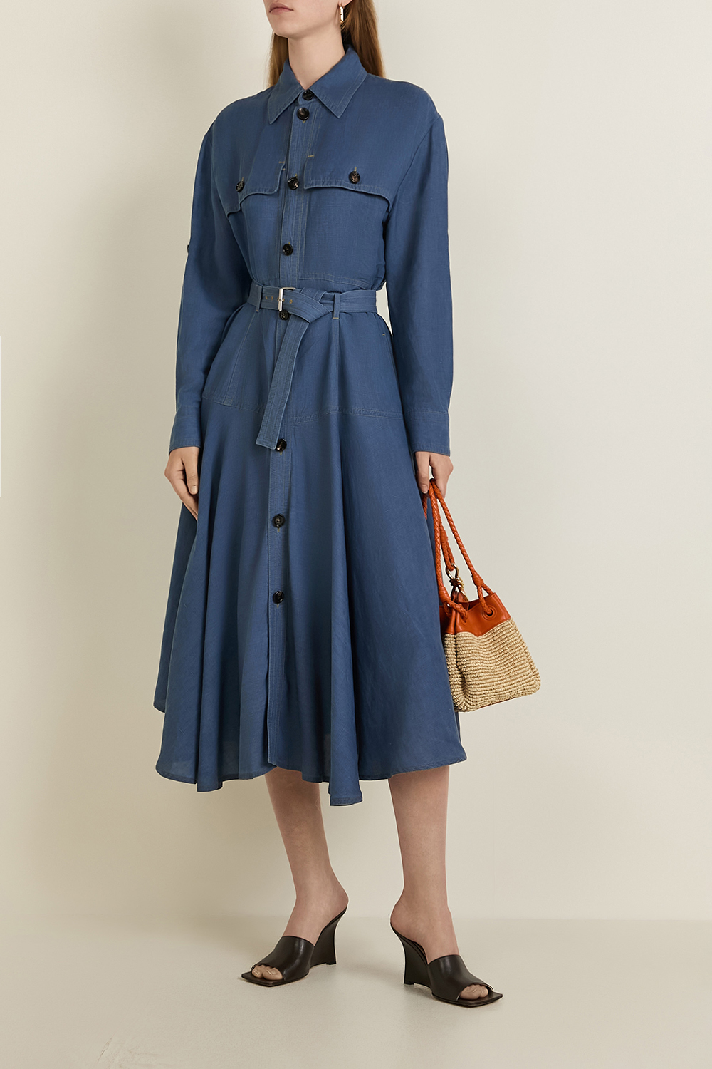 תמונת דוגמן קידמית של תיק רפיה פרשוט סמול