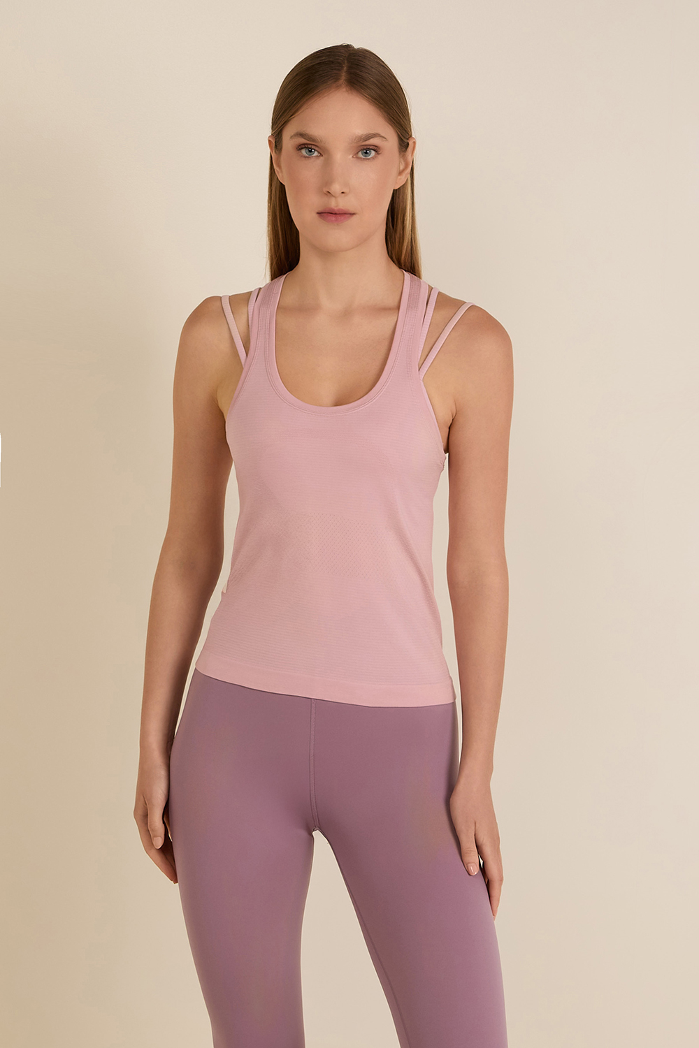 תמונת דוגמן קידמית של Swiftly Tech Racerback Tank 2.0 *Race