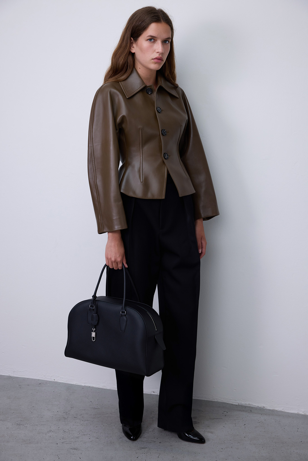 תמונת דוגמן קידמית של תיק נשיאה