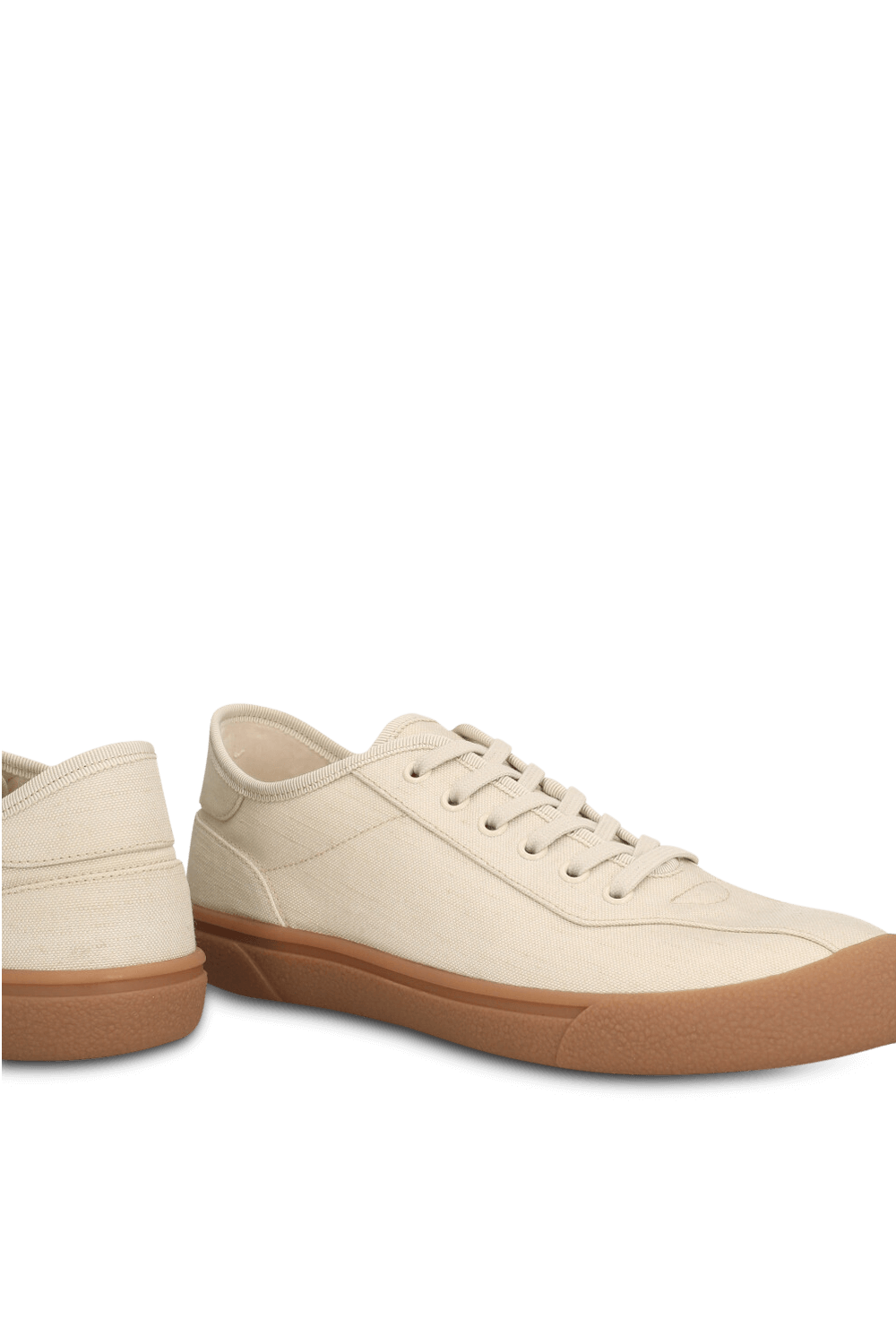 תמונת תקריב של נעלי סניקרס