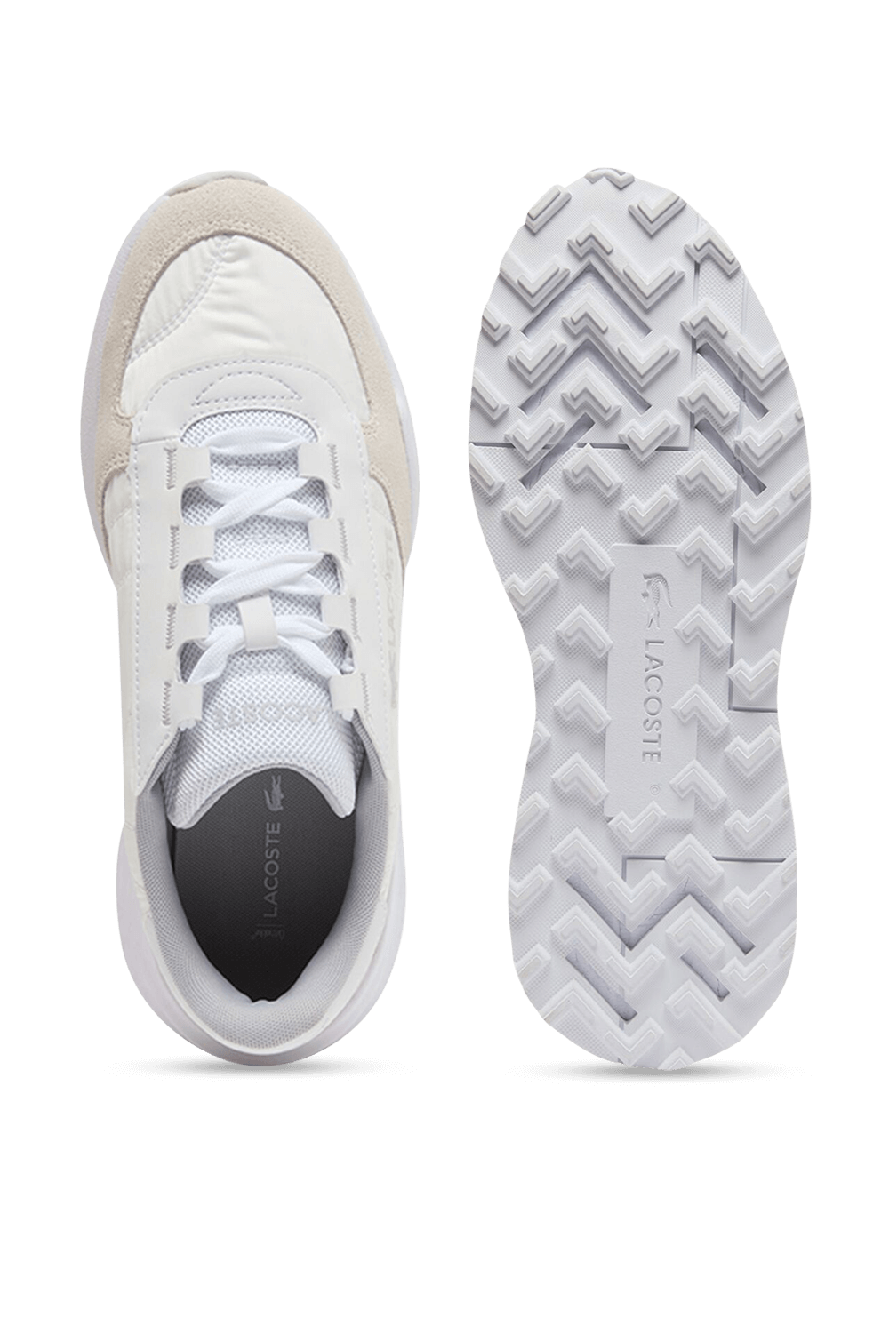 תמונת פנים של נעלי סניקרס אליט