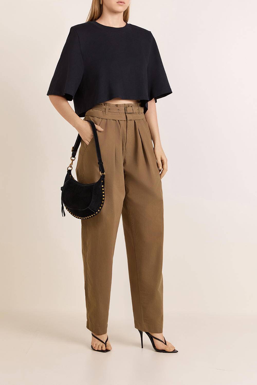 תמונת דוגמן קידמית של תיק כתף אוסקן מון