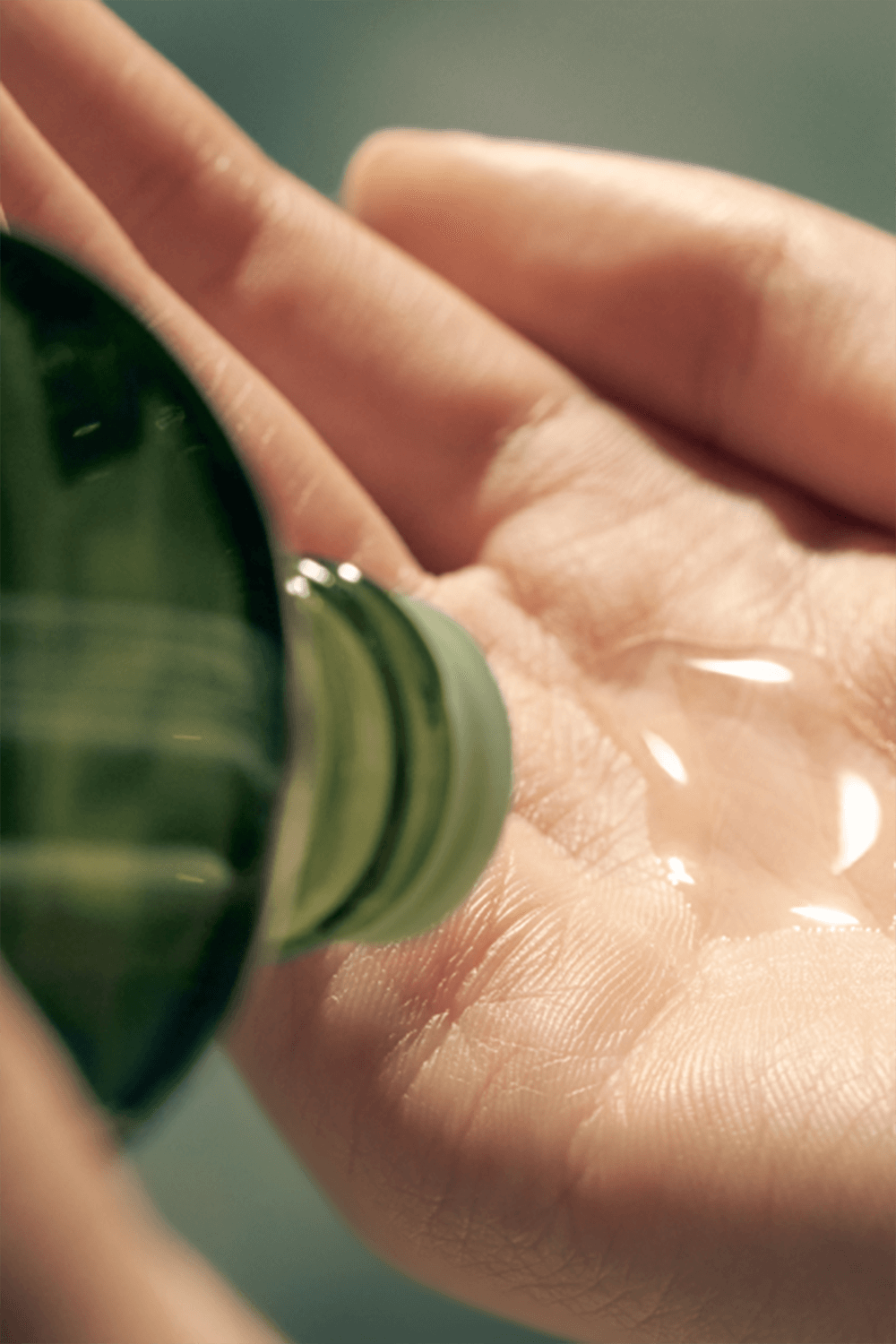 תמונת תקריב של The Treatment Lotion100ml